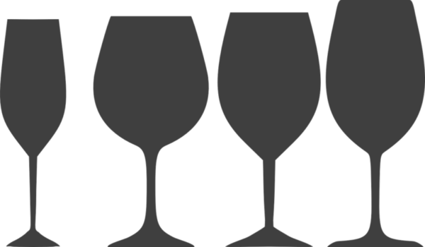 ワイングラスの比較はできるのか グラスの違いによって感じるワインの違い